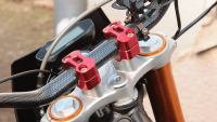 Collier de guidon / Support de guidon Motoflow Collier de guidon / Support de guidon Motoflow